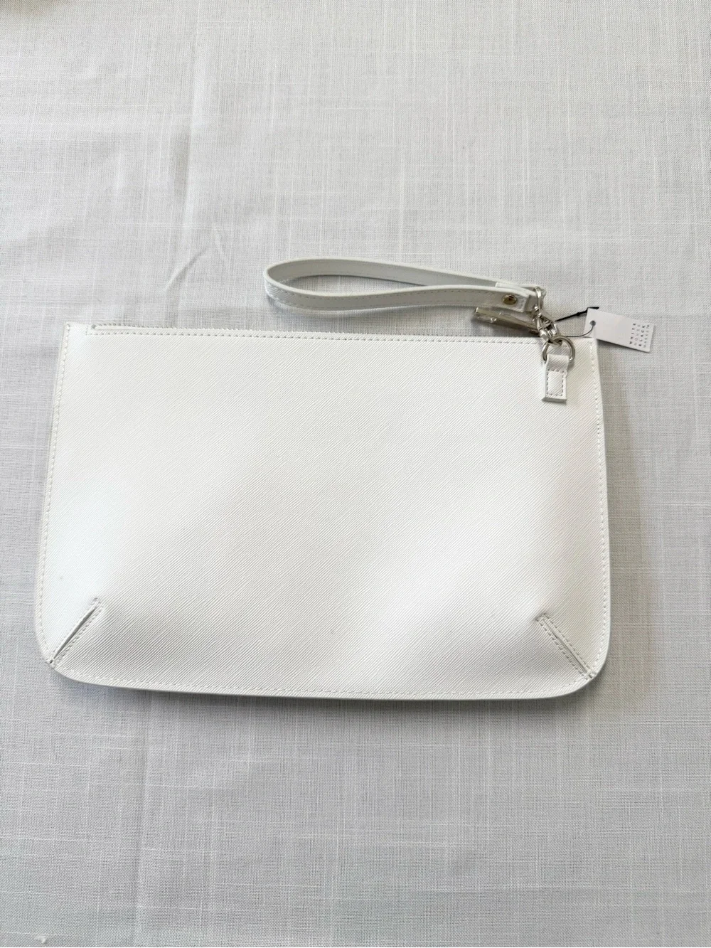 WHBM White Floral Pouch/Wristlet NWT Bag Purse Casual Party